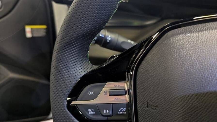 Mandataire Automobile neuf, recherche de Peugeot 308-bluehdi-130ch-s-s-eat8-gt - E-Motors