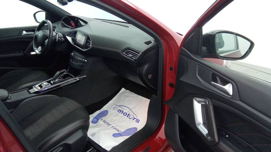 Mandataire Automobile occasion, recherche de Peugeot 308-bluehdi-130ch-s-s-eat8-gt-line - E-Motors