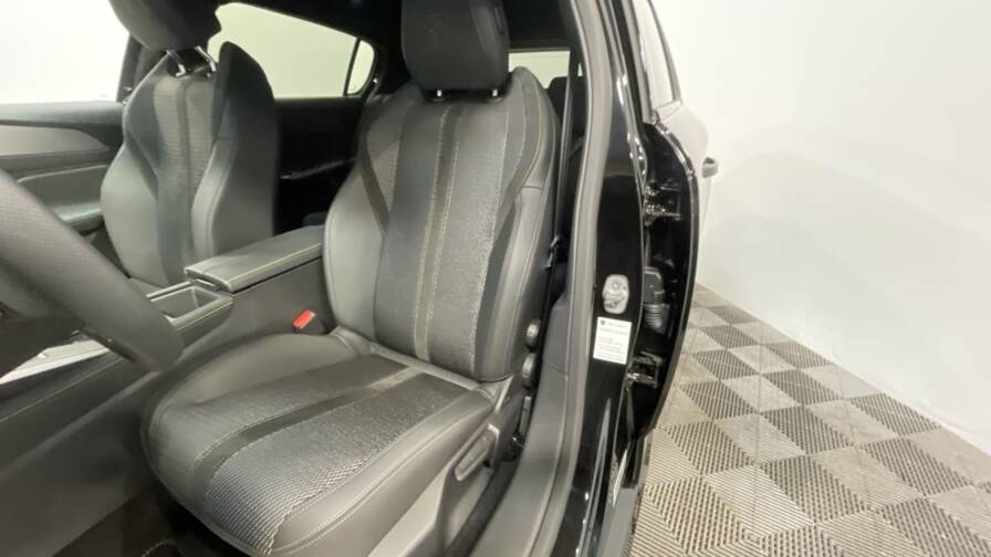 Mandataire Automobile neuf, recherche de Peugeot 308-bluehdi-130ch-s-s-eat8-gt - E-Motors
