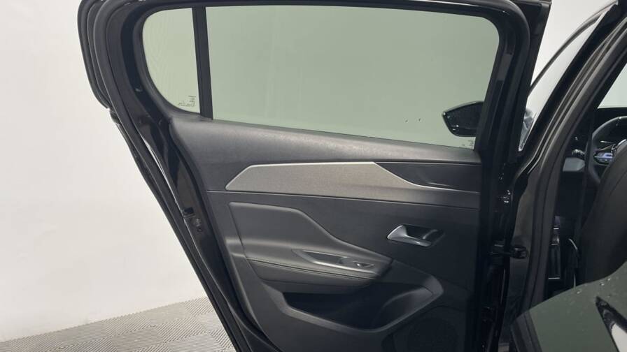Mandataire Automobile neuf, recherche de Peugeot 308-bluehdi-130ch-s-s-eat8-gt - E-Motors