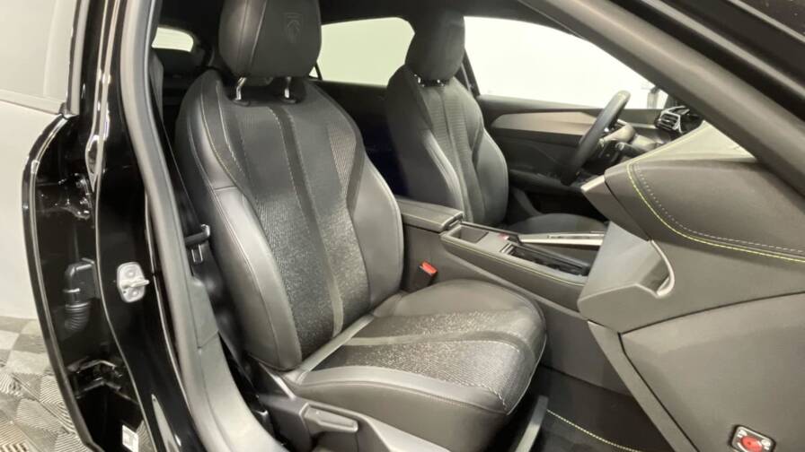 Mandataire Automobile neuf, recherche de Peugeot 308-bluehdi-130ch-s-s-eat8-gt - E-Motors