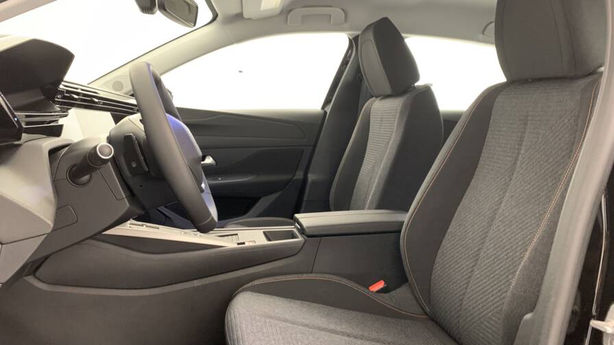 Mandataire Automobile neuf, recherche de Peugeot 308-nouvelle-bluehdi-130ch-eat8-style - E-Motors