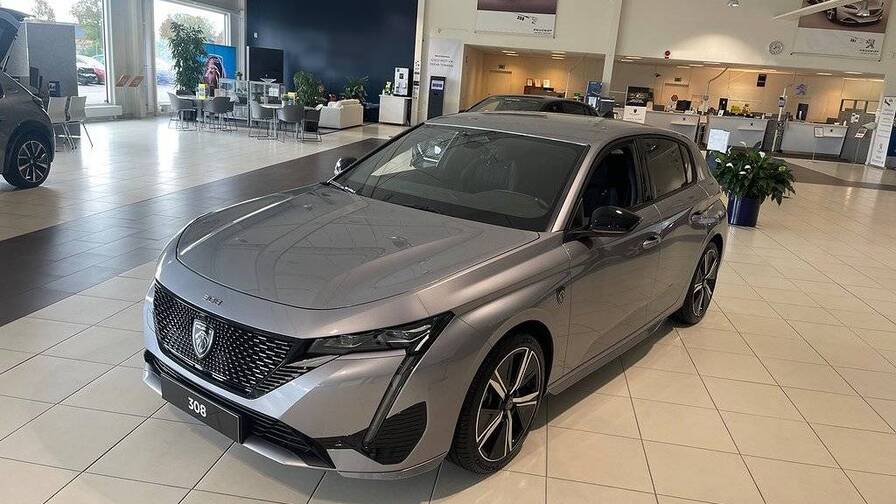 Avis-mandataire-auto-Emotors-Peugeot-308-Gt-bluehdi-130-s-s-eat8.