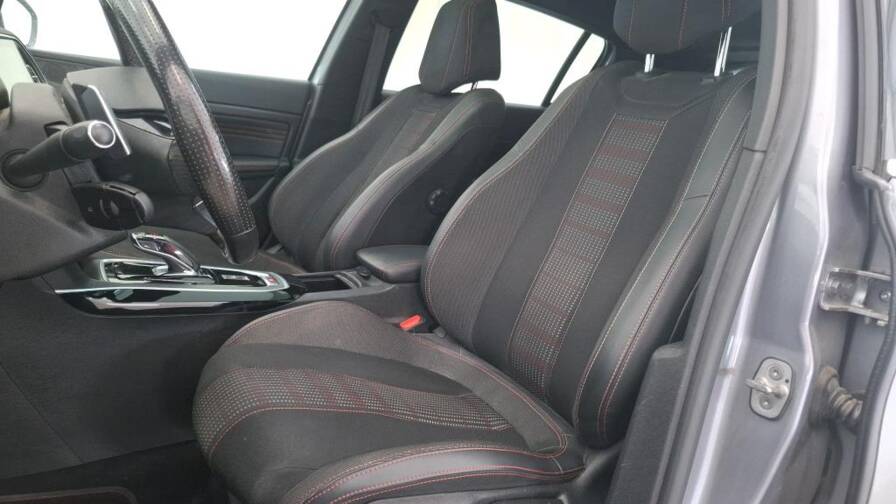 Mandataire Automobile occasion, recherche de Peugeot 308-puretech-130-eat6-gt-line-plus-toit-pano-plus-jantes-18 - E-Motors