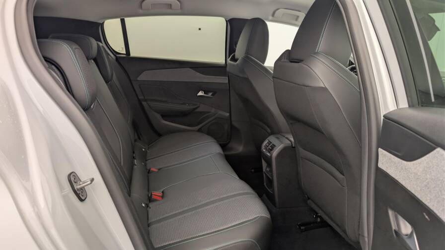 Mandataire Automobile occasion, recherche de Peugeot 308-hybrid-145-e-dcs6-allure - E-Motors