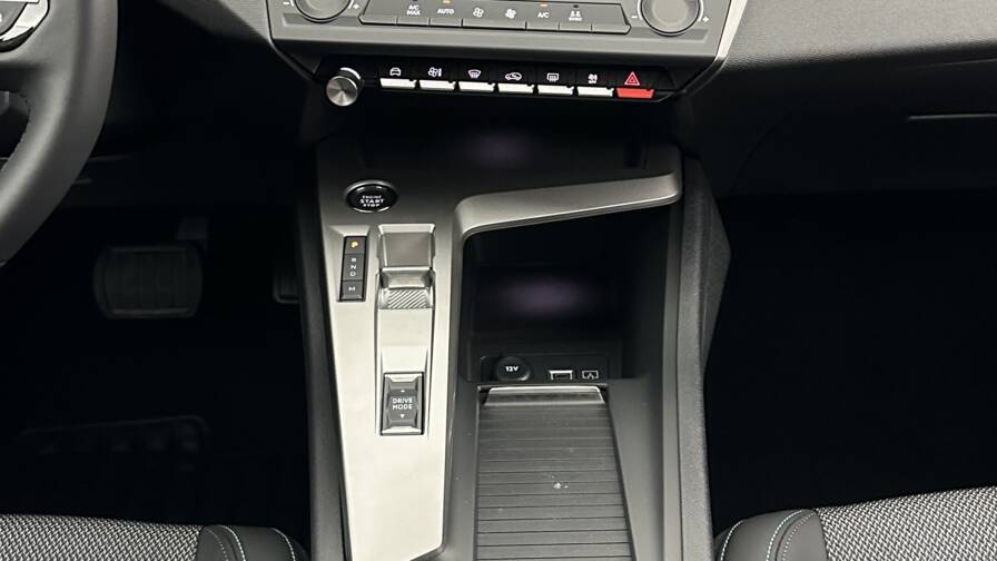 Mandataire Automobile neuf, recherche de Peugeot 308-iii-1-5-bluehdi-130ch-allure-eat8 - E-Motors