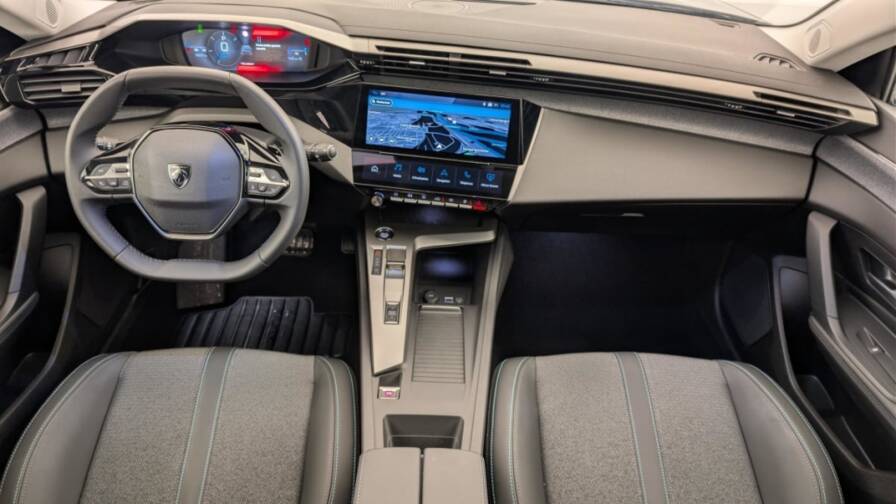 Mandataire Automobile occasion, recherche de Peugeot 308-hybrid-145-e-dcs6-allure-plus-pack-access-plus-pack-vision-360 - E-Motors