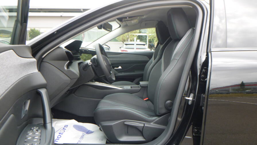 Mandataire Automobile neuf, recherche de Peugeot 308-bluehdi-130-s-s-eat8-allure-plus-pack-access - E-Motors