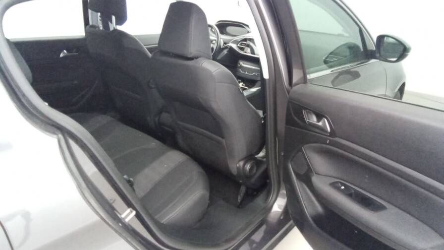 Mandataire Automobile occasion, recherche de Peugeot 308-puretech-130-eat8-allure - E-Motors