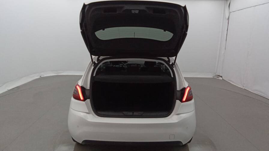 Mandataire Automobile occasion, recherche de Peugeot 308-puretech-130-eat8-allure-pack - E-Motors