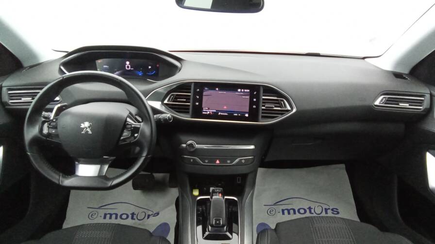 Mandataire Automobile occasion, recherche de Peugeot 308-puretech-130-eat8-allure-pack - E-Motors
