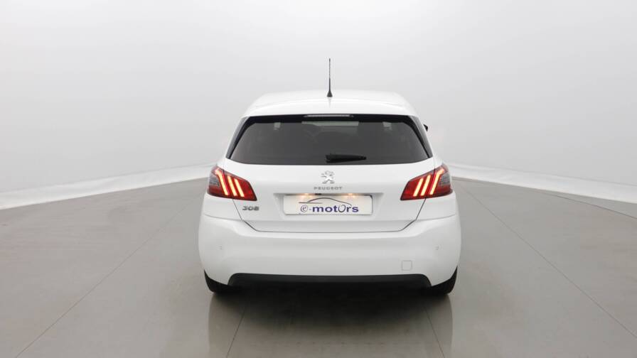 Mandataire Automobile occasion, recherche de Peugeot 308-puretech-130-eat8-allure-pack - E-Motors
