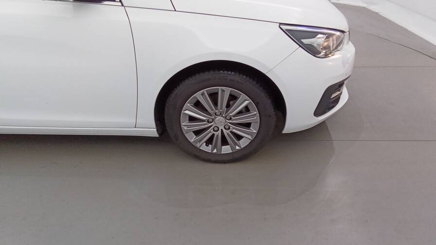 Mandataire Automobile occasion, recherche de Peugeot 308-puretech-130-eat8-allure-pack - E-Motors