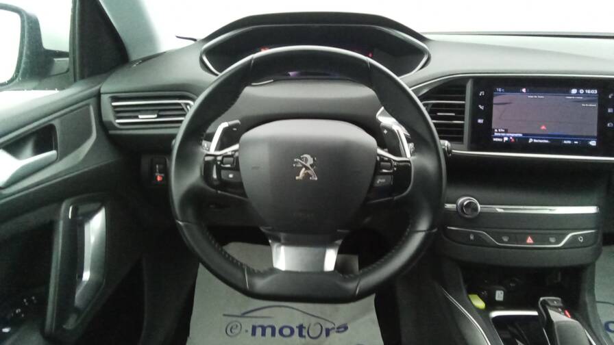 Mandataire Automobile occasion, recherche de Peugeot 308-puretech-130-eat8-allure-pack - E-Motors