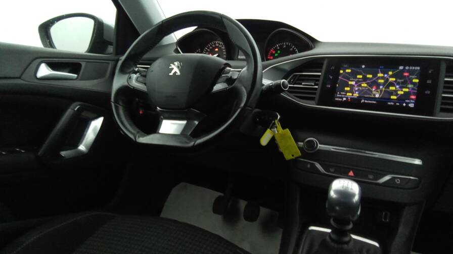 Mandataire Automobile utilitaire, recherche de Peugeot 308-sw-bluehdi-130-active-2pl-transfo-vu - E-Motors