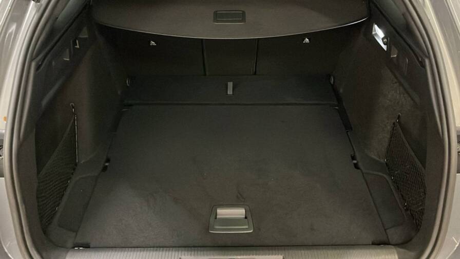 Mandataire Automobile occasion, recherche de Peugeot 308-sw-bluehdi-130ch-s-s-eat8-gt - E-Motors