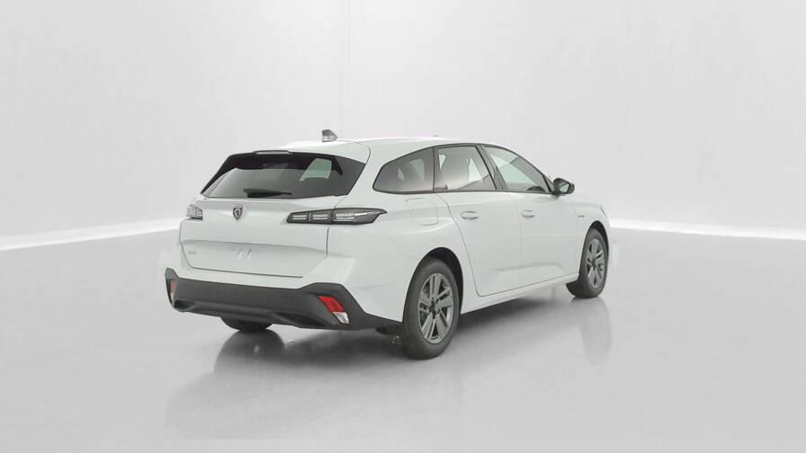 Mandataire Automobile neuf, recherche de Peugeot 308-sw-iii-1-2-hybrid-145-e-dcs6-style - E-Motors