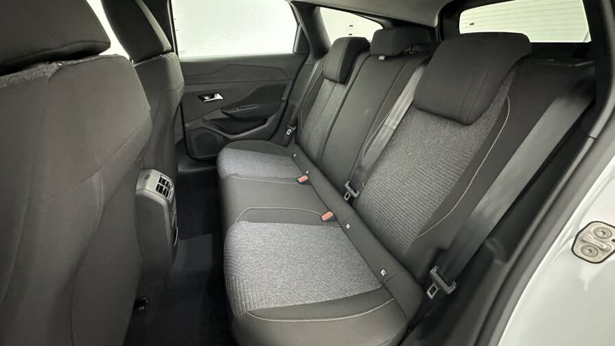 Mandataire Automobile neuf, recherche de Peugeot 308-sw-iii-1-2-hybrid-145-e-dcs6-style - E-Motors