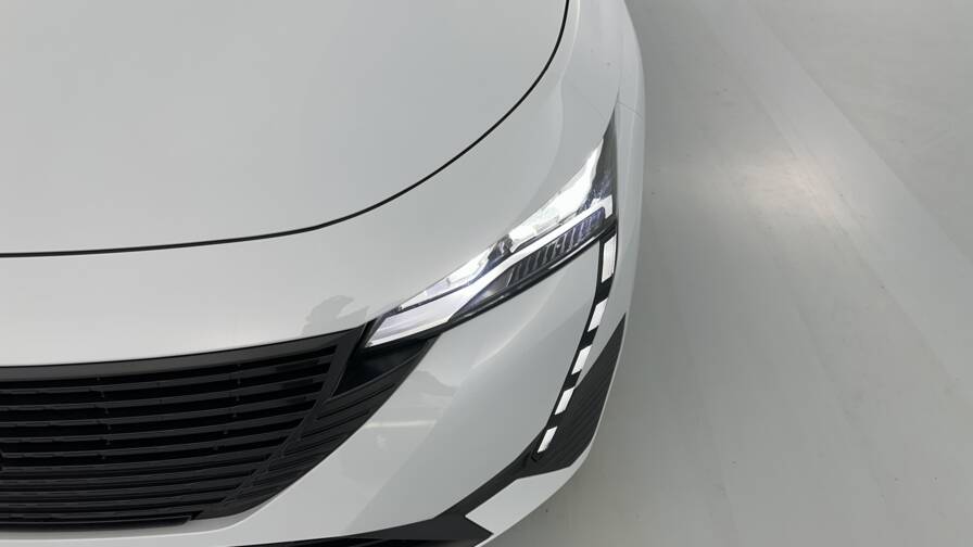 Mandataire Automobile neuf, recherche de Peugeot 308-sw-iii-1-2-hybrid-145-e-dcs6-style - E-Motors