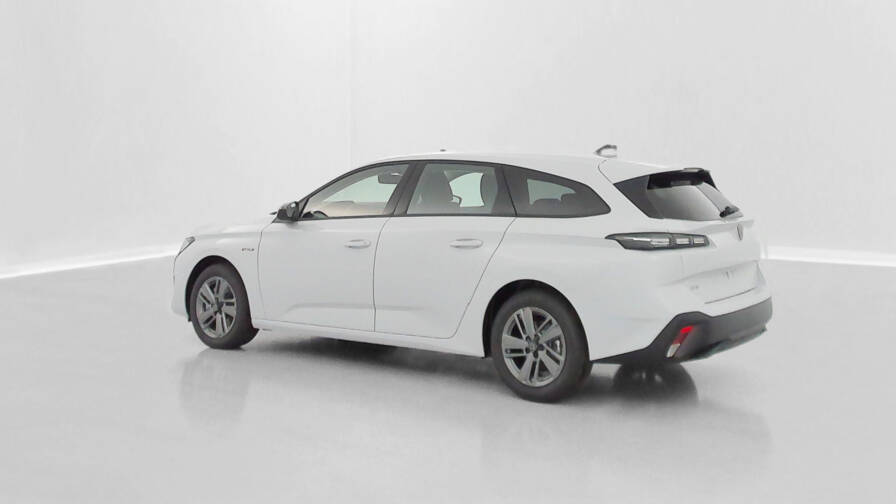 Mandataire Automobile neuf, recherche de Peugeot 308-sw-iii-1-2-hybrid-145-e-dcs6-style - E-Motors