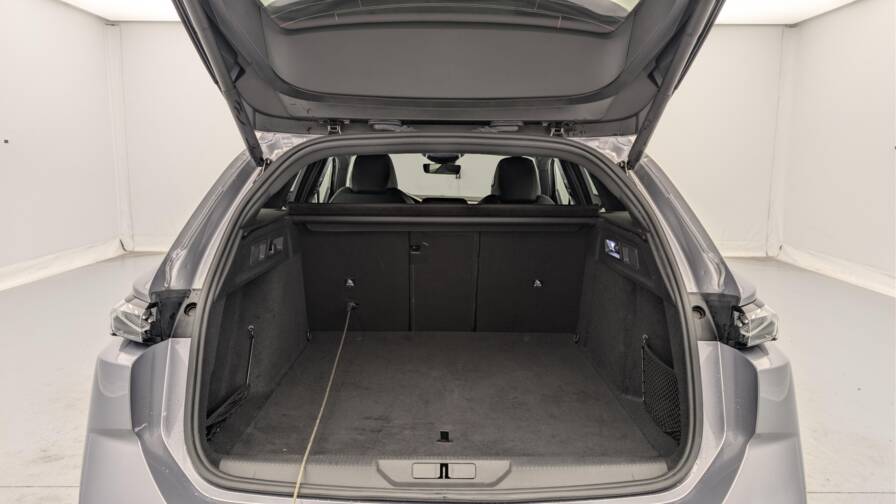 Mandataire Automobile occasion, recherche de Peugeot 308-sw-phev-225-e-eat8-gt - E-Motors