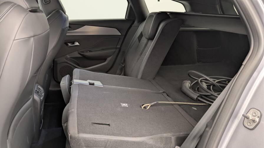 Mandataire Automobile occasion, recherche de Peugeot 308-sw-phev-225-e-eat8-gt - E-Motors