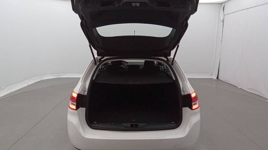 Mandataire Automobile occasion, recherche de Peugeot 308-sw-puretech-110-active-gps - E-Motors