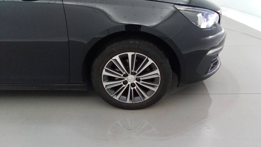 Mandataire Automobile occasion, recherche de Peugeot 308-sw-puretech-130-eat8-allure - E-Motors