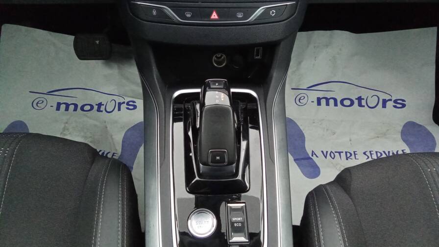 Mandataire Automobile occasion, recherche de Peugeot 308-sw-puretech-130-eat8-allure - E-Motors