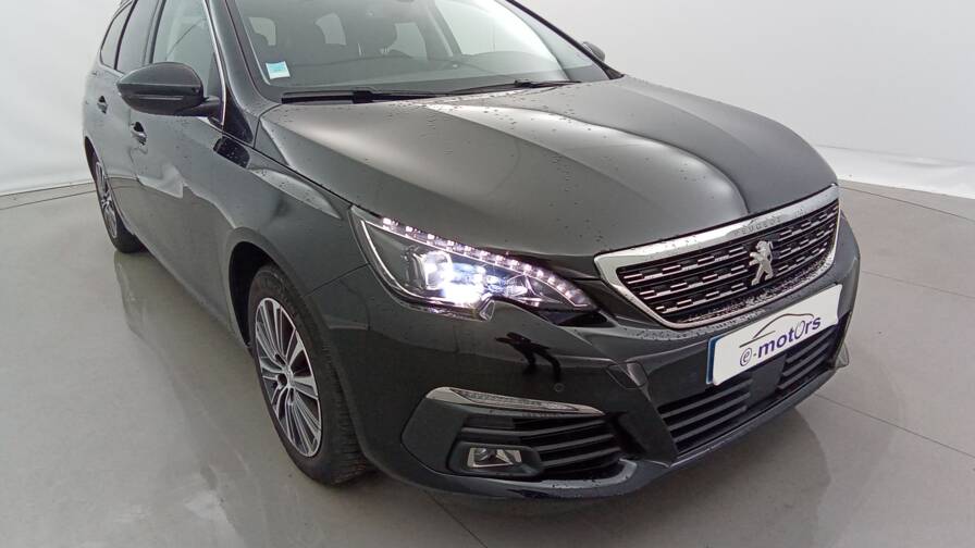 Mandataire Automobile occasion, recherche de Peugeot 308-sw-puretech-130-eat8-allure - E-Motors