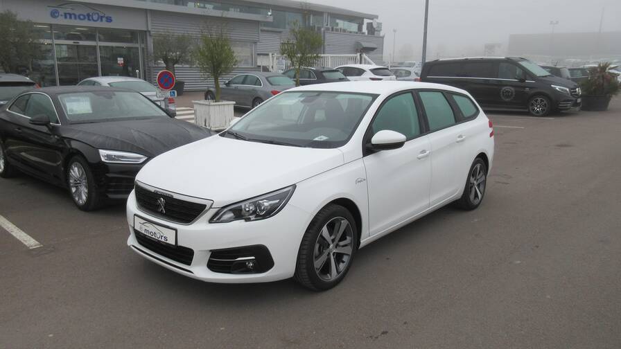 Avis-mandataire-auto-Emotors-Peugeot-308-sw-Active-bluehdi-130-s-s-plus-gps.
