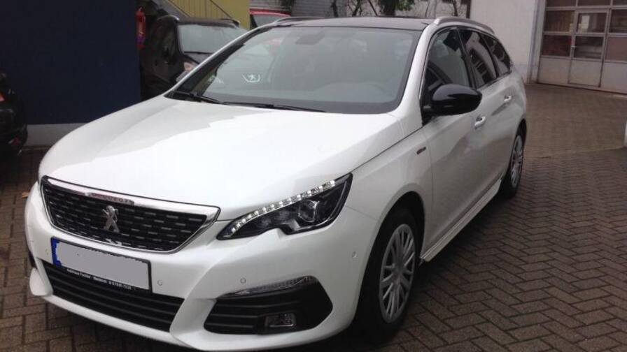 Avis-mandataire-auto-Emotors-Peugeot-308-sw-Gt-line-bluehdi-120-eat6-s-s-plus-jantes-18.