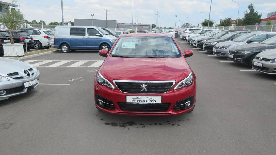 Avis-mandataire-auto-Emotors-Peugeot-308-sw-Allure-pack-bluehdi-130-plus-peugeot-full-led-technology.