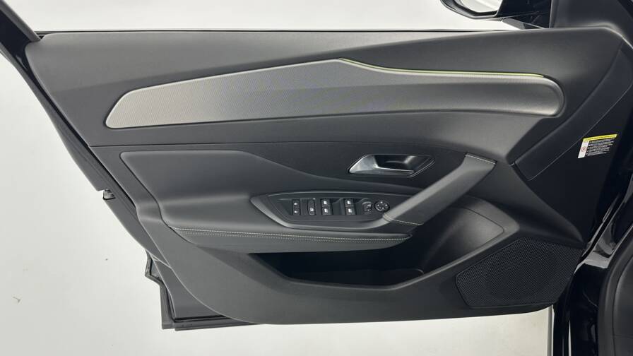 Mandataire Automobile occasion, recherche de Peugeot 408-1-2-hybrid-136ch-e-dcs6-gt - E-Motors