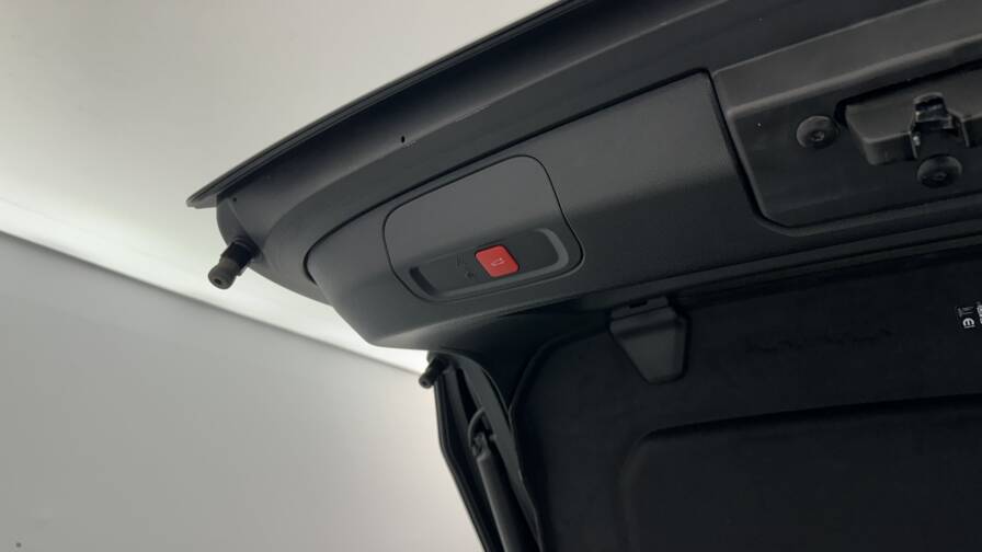 Mandataire Automobile occasion, recherche de Peugeot 408-1-2-hybrid-136ch-e-dcs6-gt - E-Motors