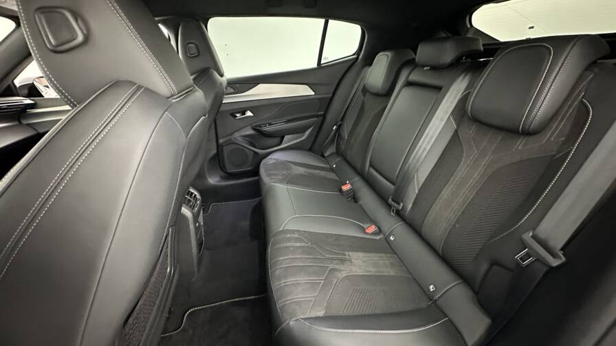 Mandataire Automobile occasion, recherche de Peugeot 408-1-2-hybrid-136ch-e-dcs6-gt - E-Motors