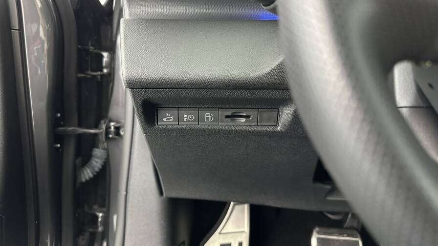 Mandataire Automobile occasion, recherche de Peugeot 408-1-6-phev-225ch-e-eat8-gt - E-Motors