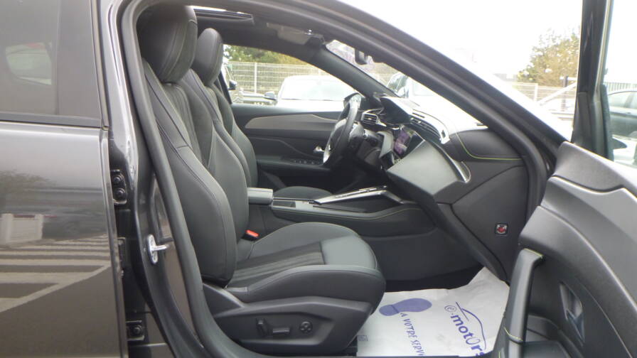 Mandataire Automobile neuf, recherche de Peugeot 408-puretech-130-ss-eat8-gt-toit-ouvrant-camera-360 - E-Motors