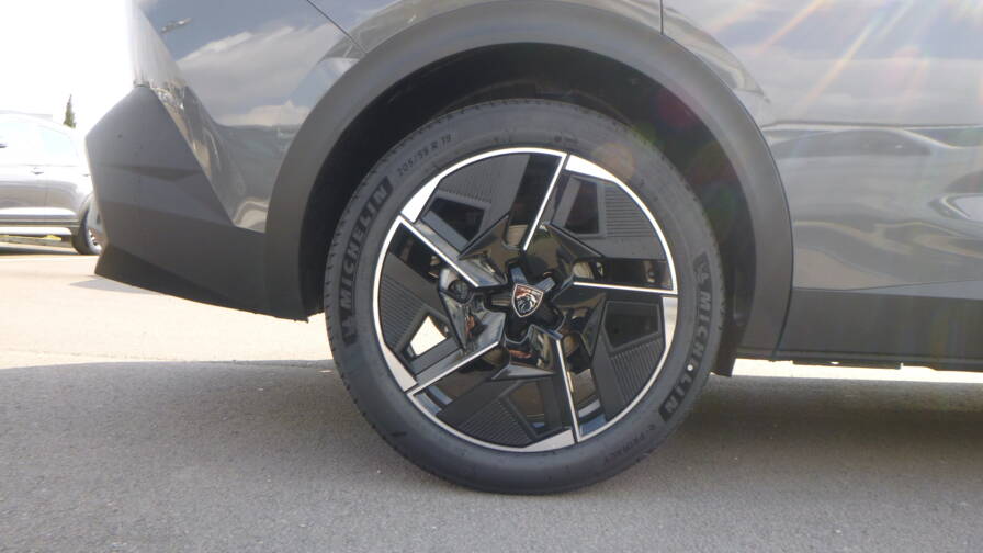 Mandataire Automobile neuf, recherche de Peugeot 408-puretech-130-ss-eat8-gt-camera-360 - E-Motors