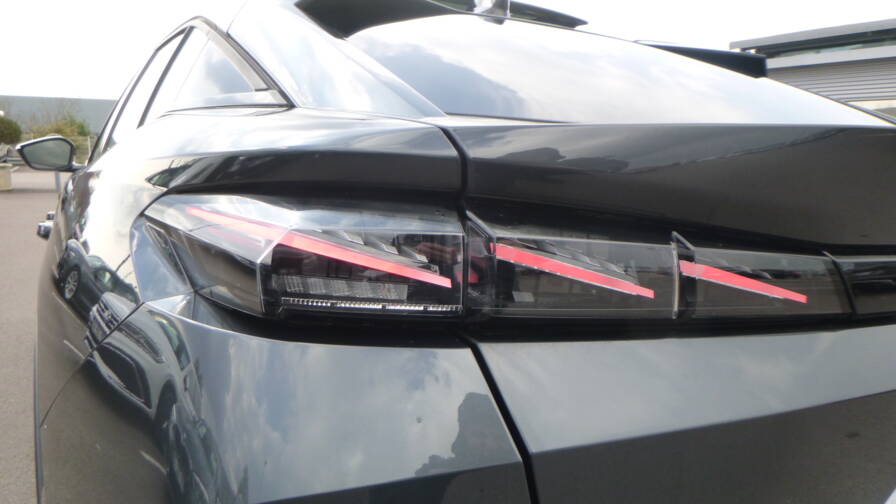 Mandataire Automobile neuf, recherche de Peugeot 408-puretech-130-ss-eat8-gt-toit-ouvrant-camera-360 - E-Motors