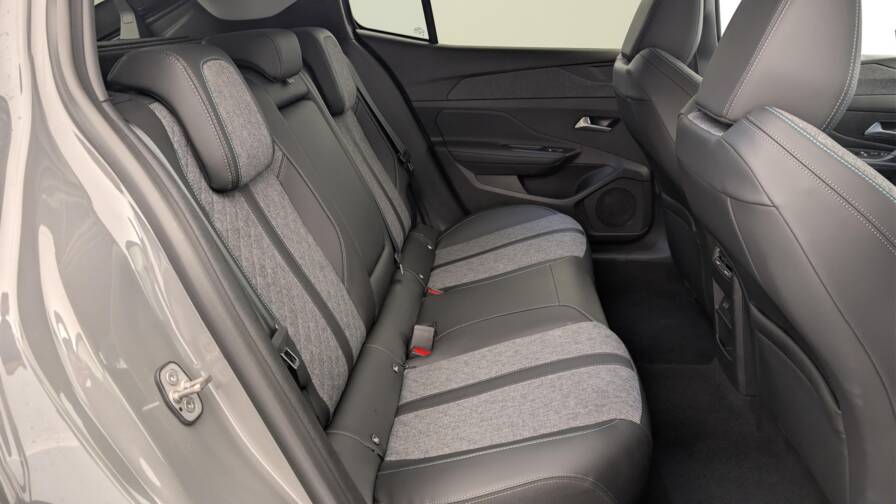 Mandataire Automobile occasion, recherche de Peugeot 408-hybrid-136-e-dcs6-allure - E-Motors