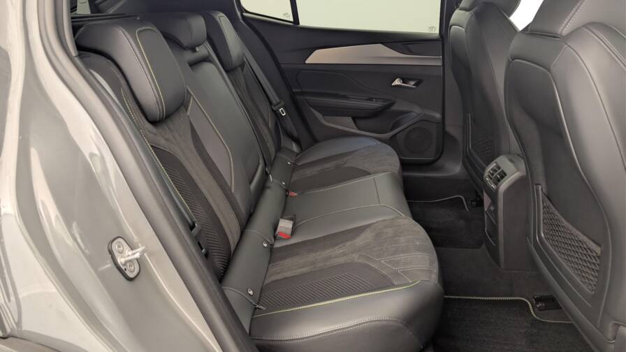 Mandataire Automobile occasion, recherche de Peugeot 408-hybrid-145-e-dcs6-gt - E-Motors