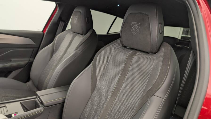 Mandataire Automobile occasion, recherche de Peugeot 408-hybrid-145-e-dcs6-gt - E-Motors