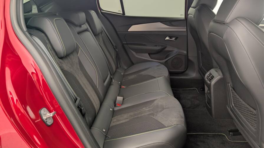 Mandataire Automobile occasion, recherche de Peugeot 408-hybrid-145-e-dcs6-gt - E-Motors