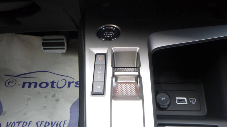 Mandataire Automobile neuf, recherche de Peugeot 408-puretech-130-ss-eat8-gt-camera-360 - E-Motors