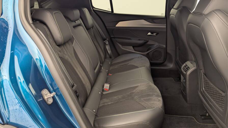 Mandataire Automobile occasion, recherche de Peugeot 408-phev-180-e-eat8-gt - E-Motors