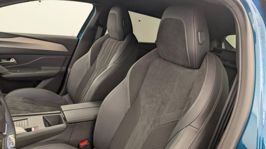 Mandataire Automobile occasion, recherche de Peugeot 408-phev-180-e-eat8-gt - E-Motors