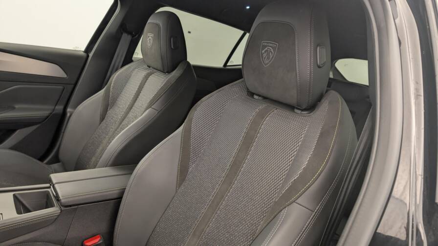 Mandataire Automobile occasion, recherche de Peugeot 408-phev-225-e-eat8-gt - E-Motors