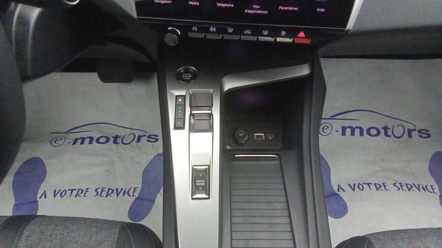 Mandataire Automobile occasion, recherche de Peugeot 408-puretech-130-ch-s-s-eat8-allure-pack - E-Motors