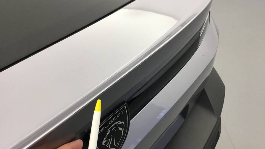 Mandataire Automobile occasion, recherche de Peugeot 408-puretech-130-ch-s-s-eat8-allure5-portes-vp-essence-sans-plomb102022-032024 - E-Motors